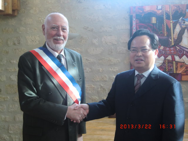 2013年四川资阳市与法国NEUVILLE SUR OISE市会晤